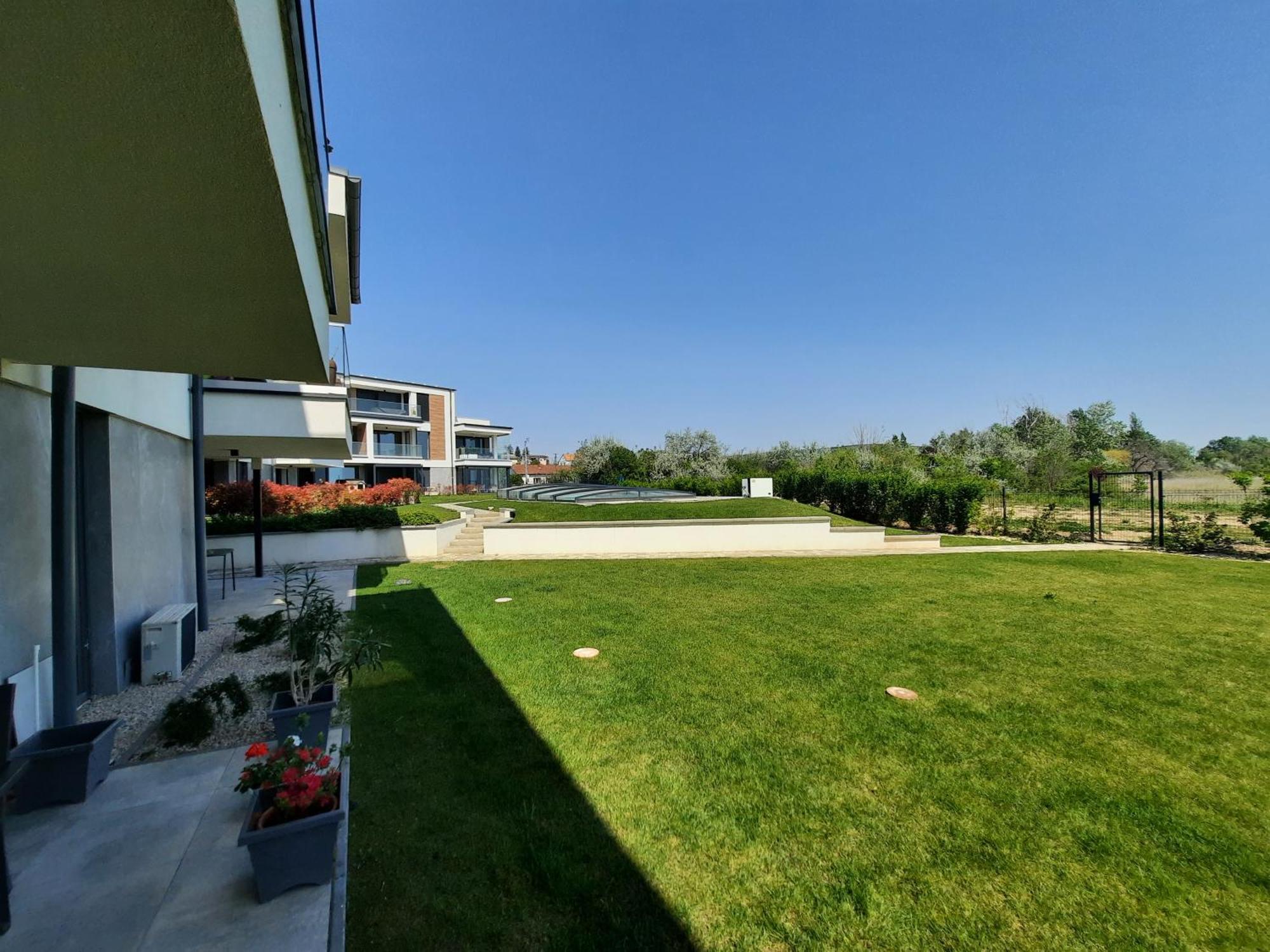 Coastline Balaton Apartment Alsóörs Buitenkant foto